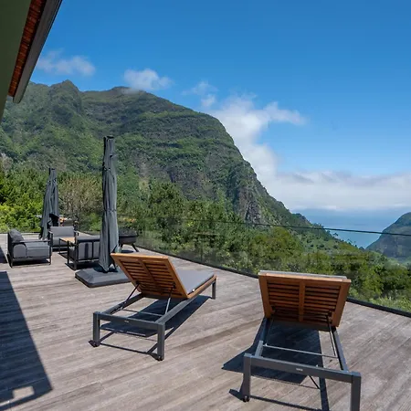 Villa Panorama House By Lovelystay São Vicente