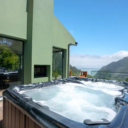 Panorama House By Lovelystay