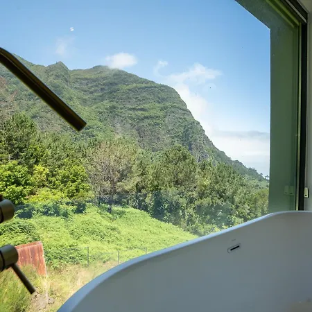 Panorama House By Lovelystay * São Vicente