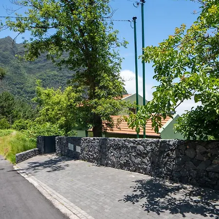 Panorama House By Lovelystay