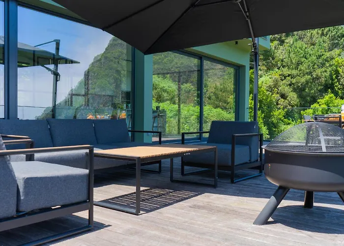 Panorama House By Lovelystay