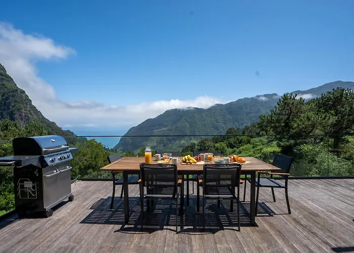 Panorama House By Lovelystay Vila *