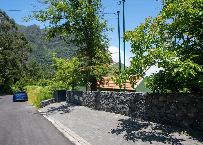 Panorama House By Lovelystay