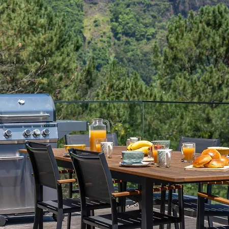 Panorama House By Lovelystay *