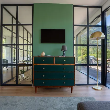 Panorama House By Lovelystay São Vicente