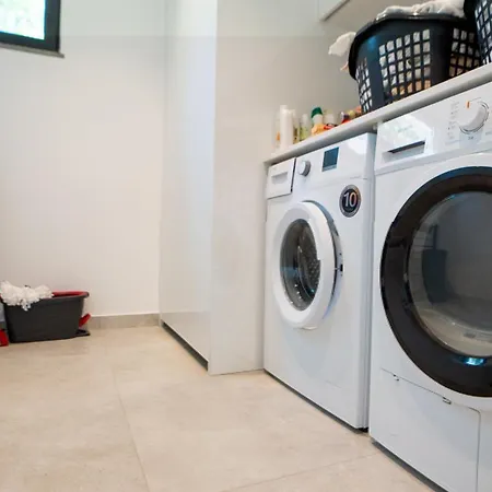 Villa Panorama House By Lovelystay São Vicente