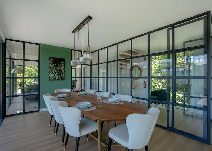 Panorama House By Lovelystay